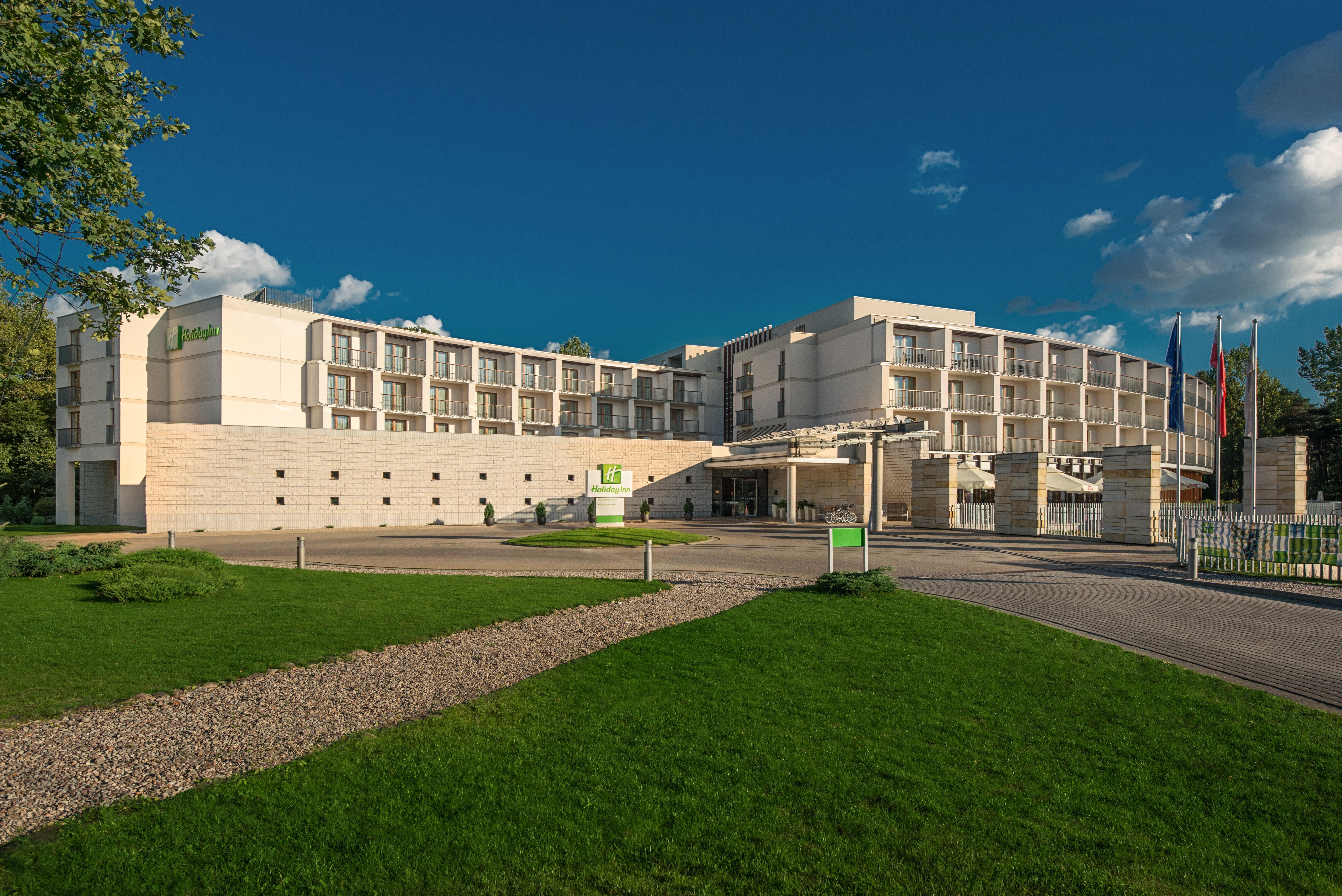 Holiday Inn Resort Warsaw Jozefow By Ihg מראה חיצוני תמונה
